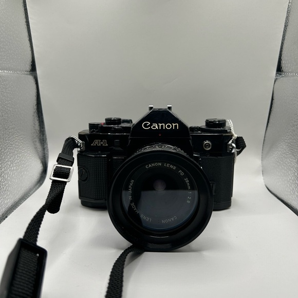 Canon A-1 A1 Film Camera with Canon 28mm f/2.8 Lens - Picture 13 of 14